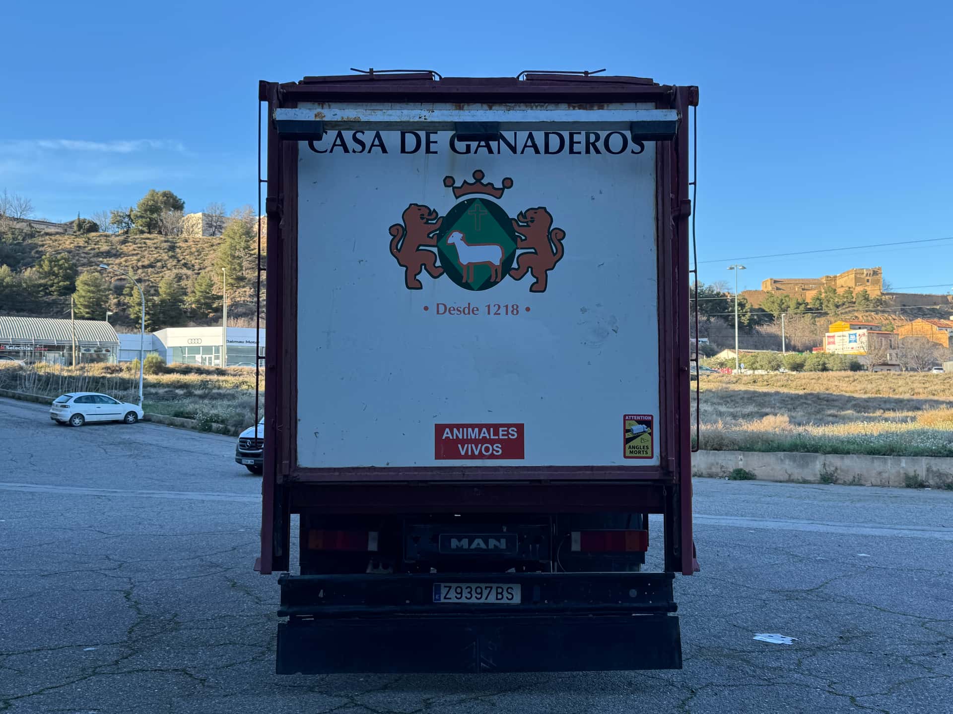 Camión MAN M2000 18.284 2000 de ocasión — vista 4